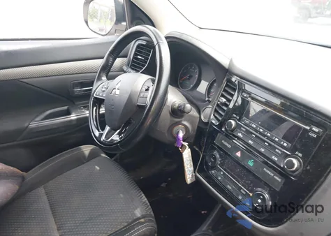 2016 Mitsubishi Outlander Es z USA, uszkodzony, nr VIN JA4AD2A3XGZ039630